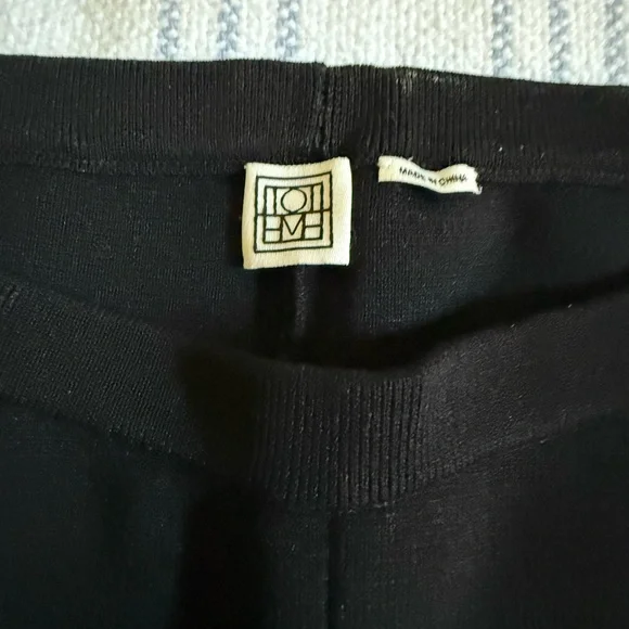 Totems Capri Pants - Picture 8 of 9